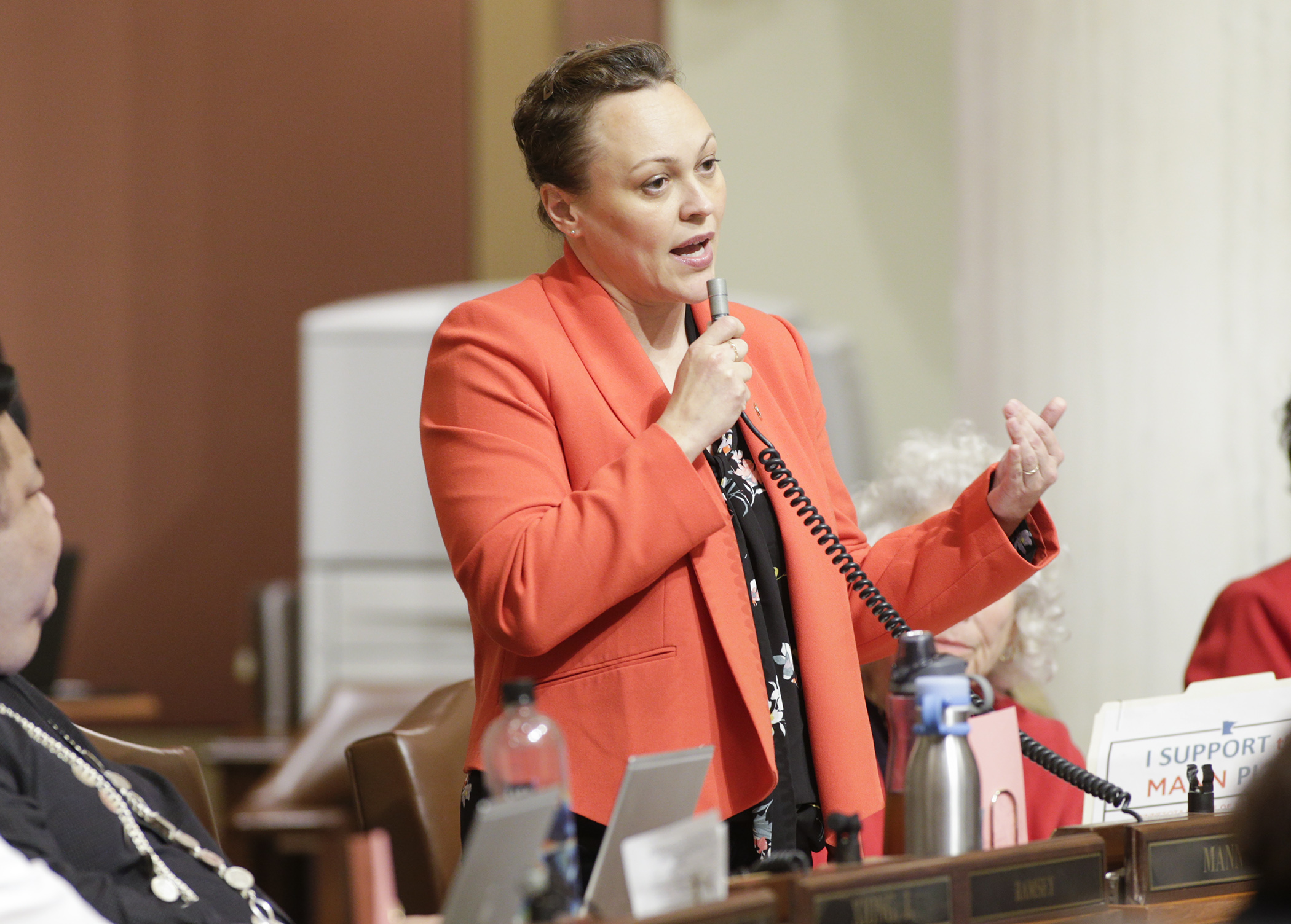 Rep. Alice Mann comments on her bill, SF278, during floor debate May 9. The bill would require licensure of pharmacy benefit managers. Photo by Paul Battaglia